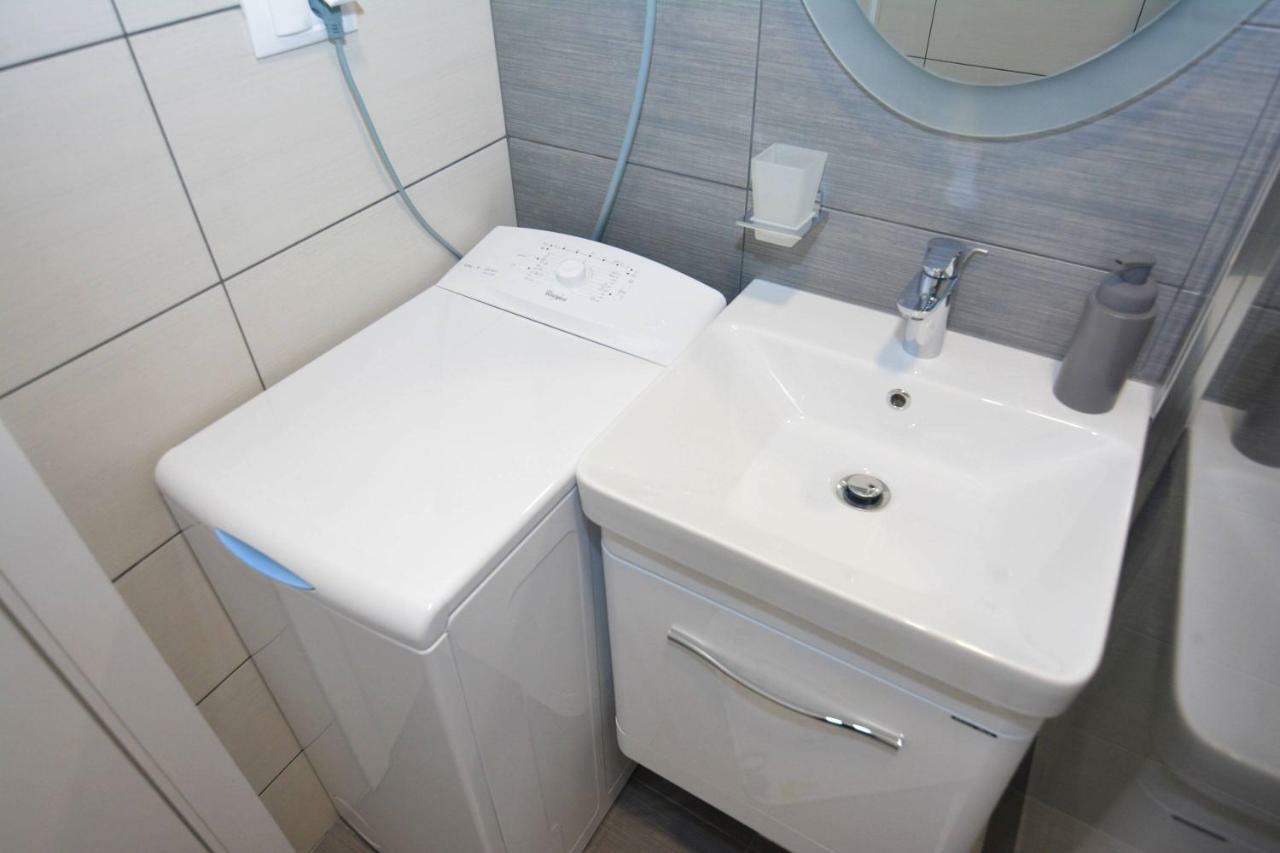 Small Oasis Apartment Тиват Екстериор снимка